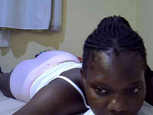 Sweet-Tiffany webcam