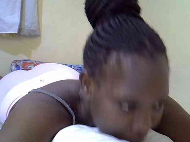 Sweet-Tiffany webcam