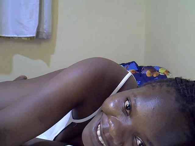 Sweet-Tiffany webcam