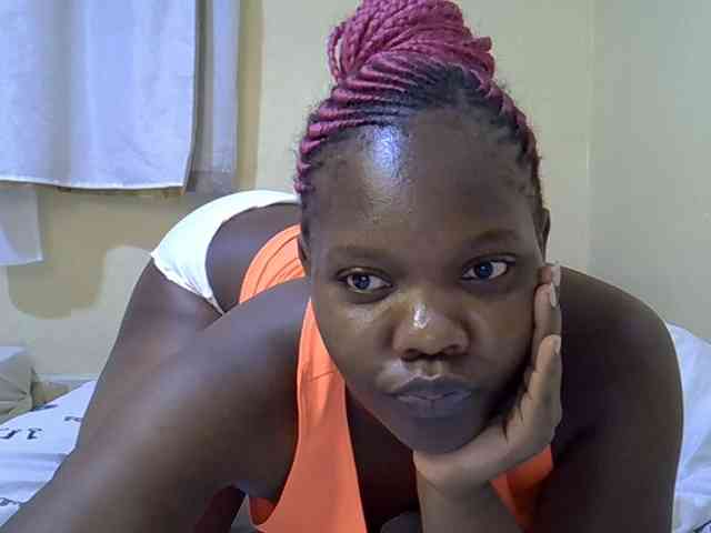 Sweet-Tiffany webcam