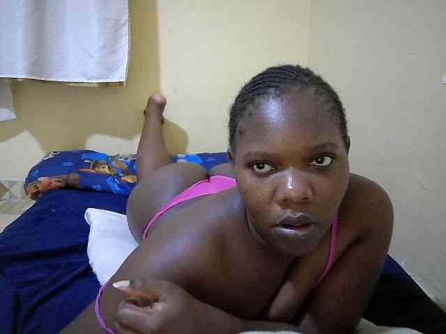 Sweet-Tiffany webcam
