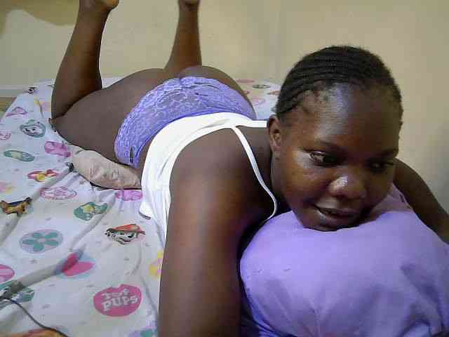 Sweet-Tiffany webcam