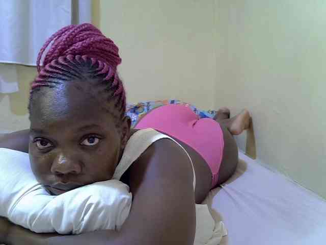 Sweet-Tiffany webcam