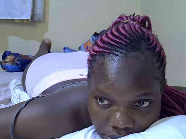 Sweet-Tiffany webcam