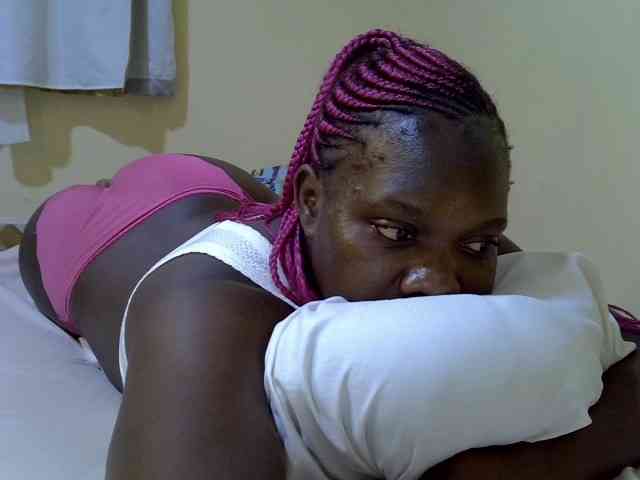 Sweet-Tiffany webcam