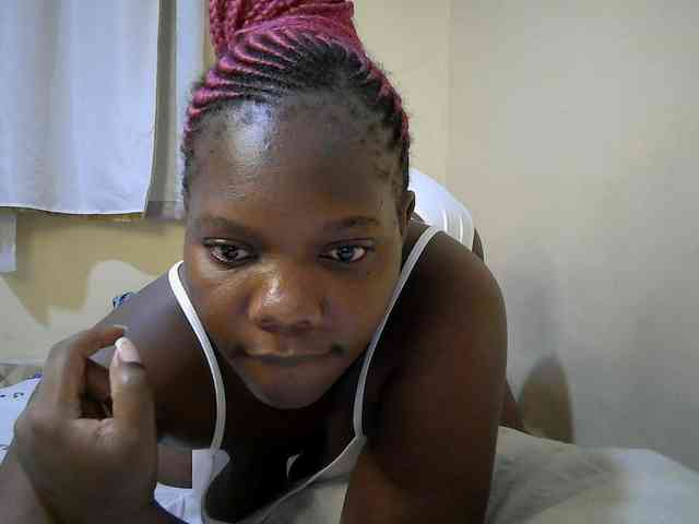 Sweet-Tiffany webcam