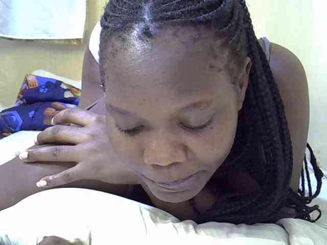 Sweet-Tiffany webcam