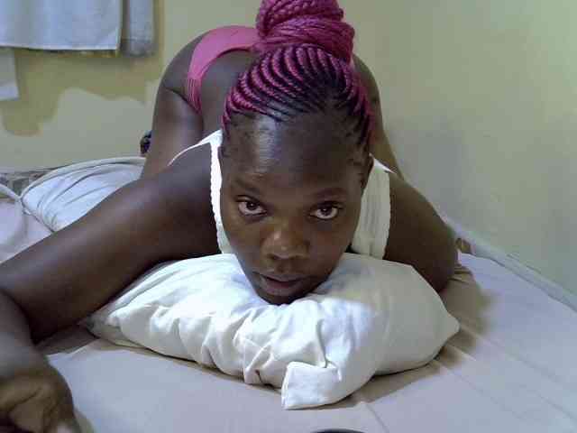 Sweet-Tiffany webcam