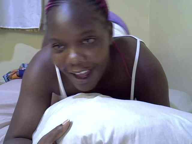 Sweet-Tiffany webcam
