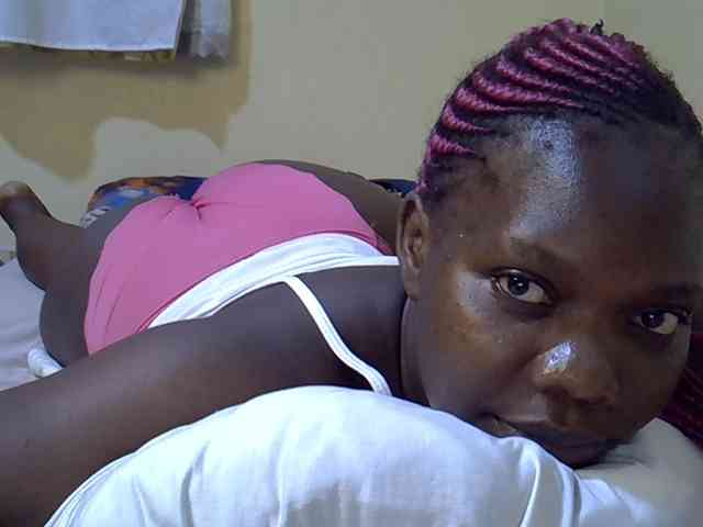 Sweet-Tiffany webcam