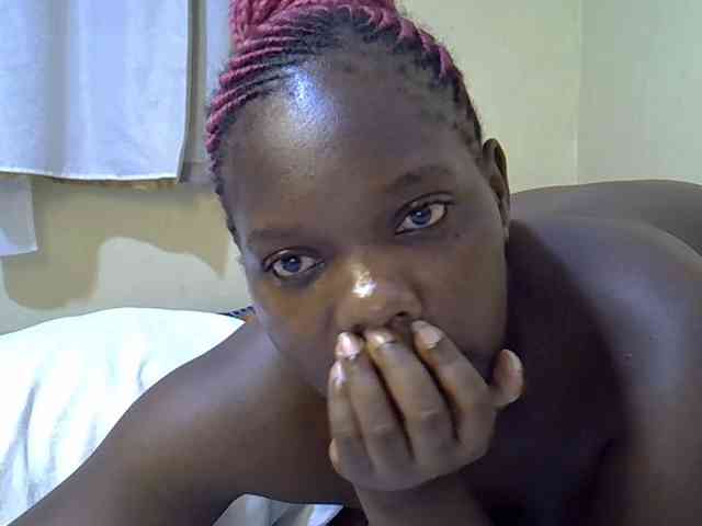 Sweet-Tiffany webcam