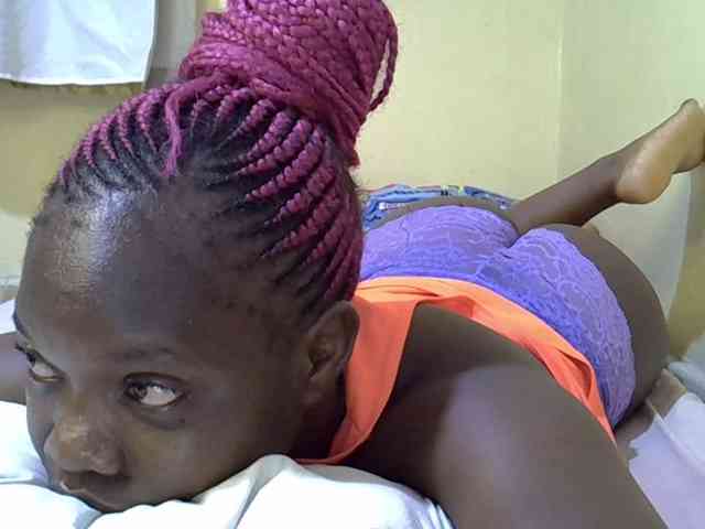 Sweet-Tiffany webcam