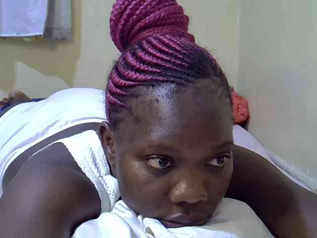 Sweet-Tiffany webcam