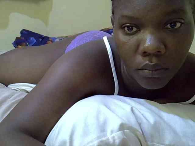 Sweet-Tiffany webcam