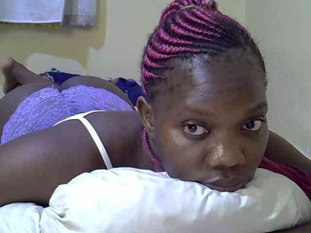 Sweet-Tiffany Live Webcam on BongaCams