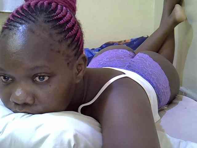 Sweet-Tiffany webcam