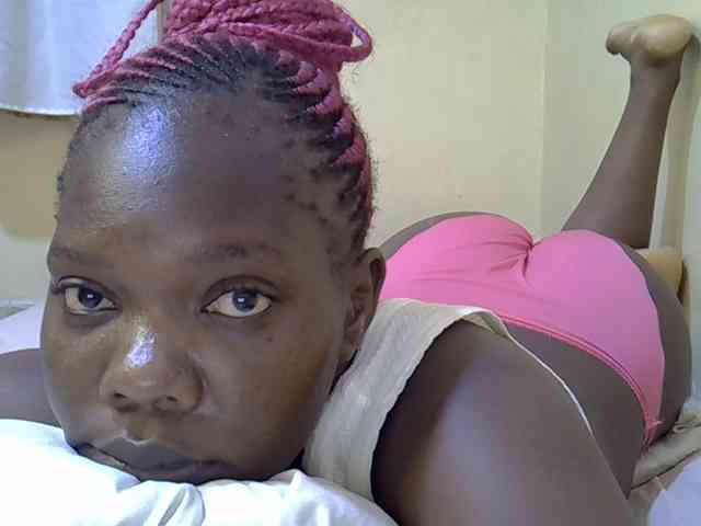 Sweet-Tiffany webcam