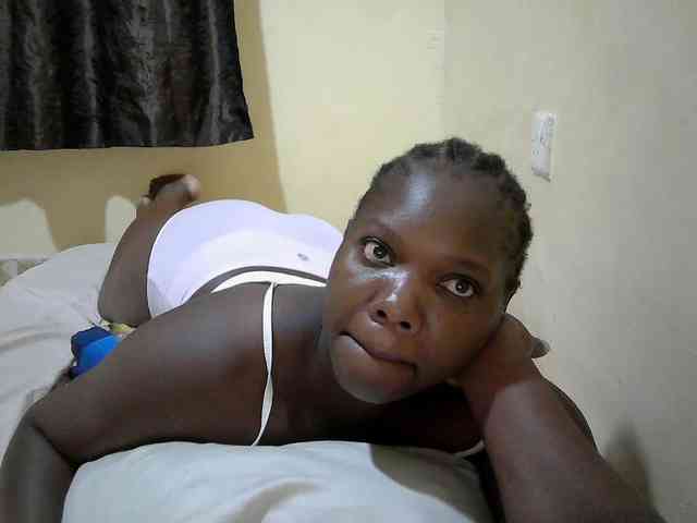 Sweet-Tiffany webcam