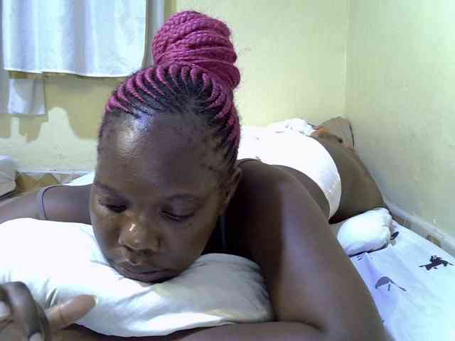 Sweet-Tiffany webcam