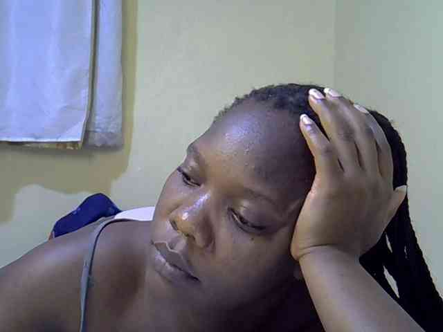 Sweet-Tiffany webcam