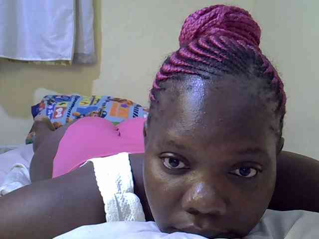 Sweet-Tiffany webcam