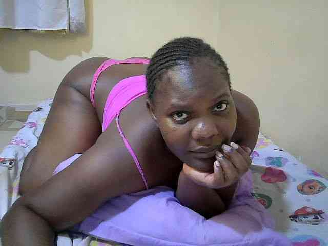 Sweet-Tiffany webcam