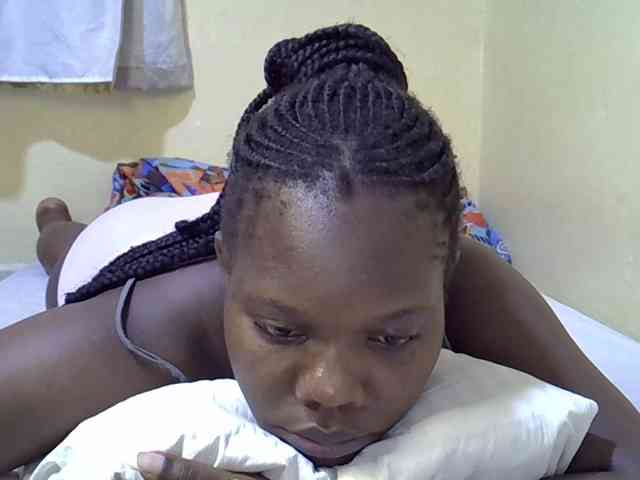 Sweet-Tiffany webcam