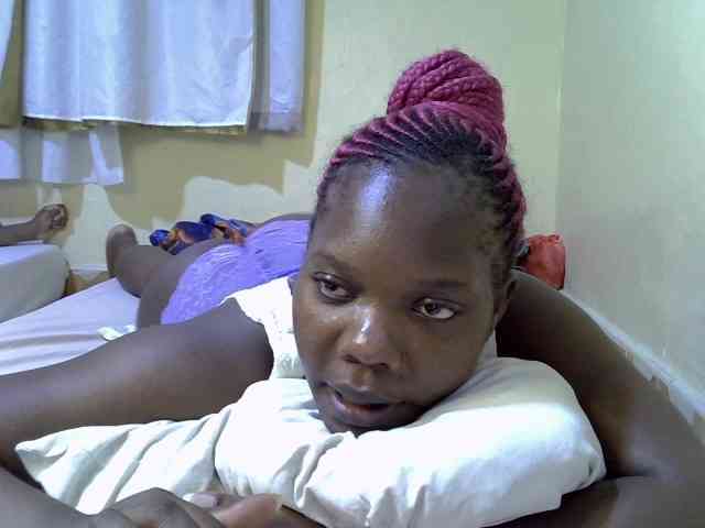 Sweet-Tiffany webcam