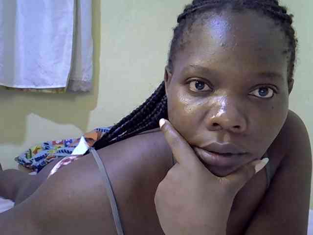 Sweet-Tiffany webcam