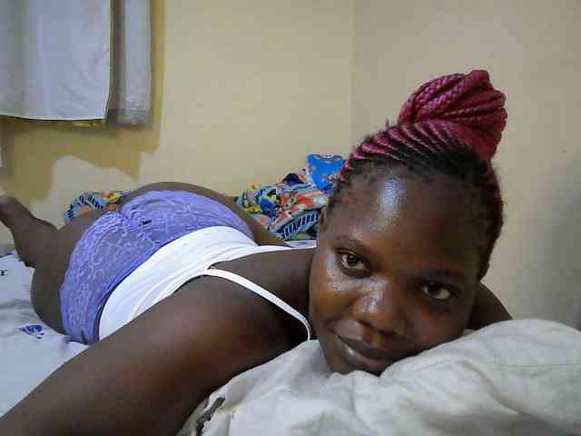 Sweet-Tiffany webcam