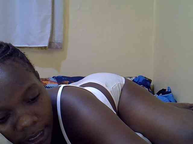 Sweet-Tiffany webcam