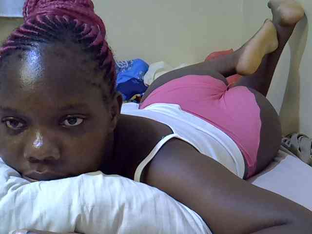 Sweet-Tiffany webcam