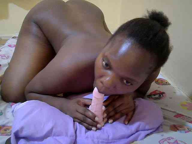 Sweet-Tiffany webcam