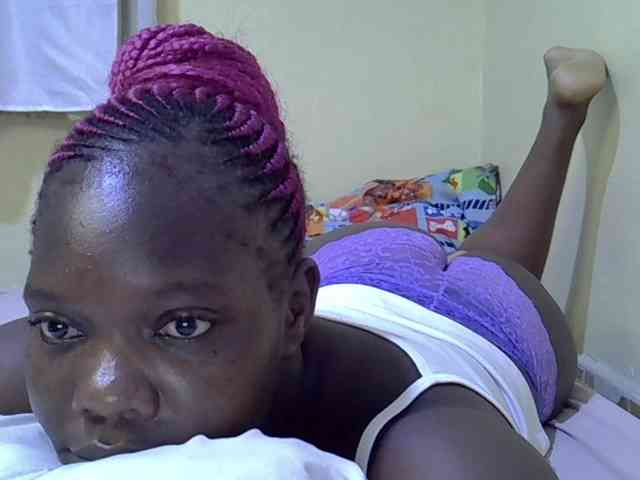 Sweet-Tiffany webcam