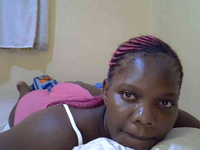 Sweet-Tiffany webcam