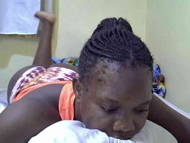 Sweet-Tiffany webcam