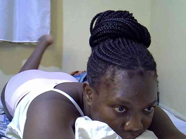 Sweet-Tiffany webcam