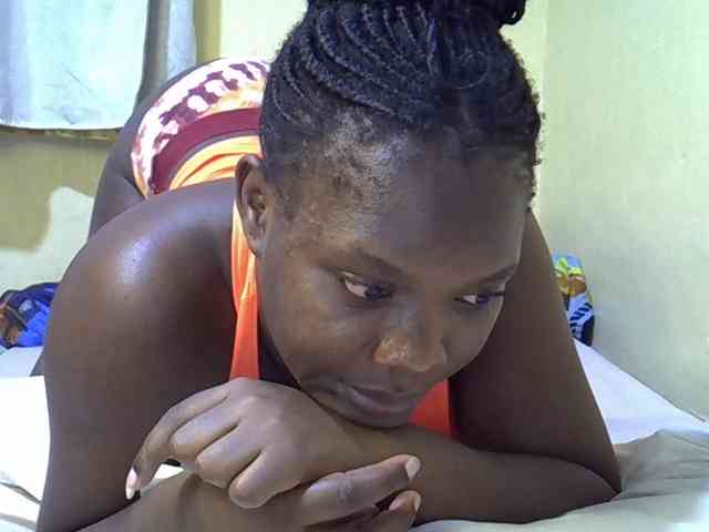 Sweet-Tiffany webcam