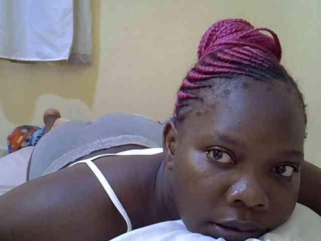 Sweet-Tiffany webcam
