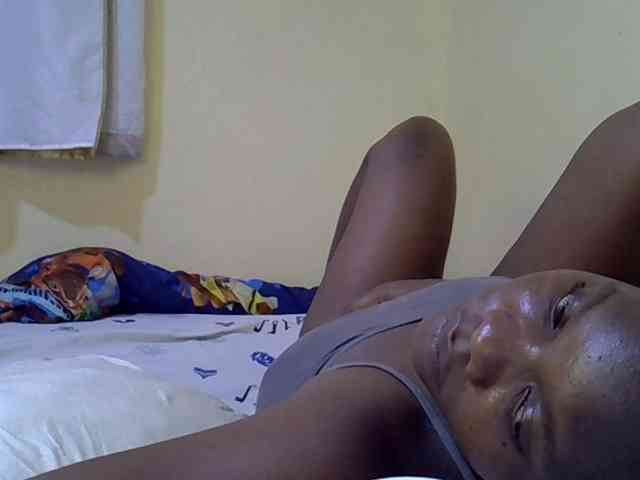 Sweet-Tiffany webcam