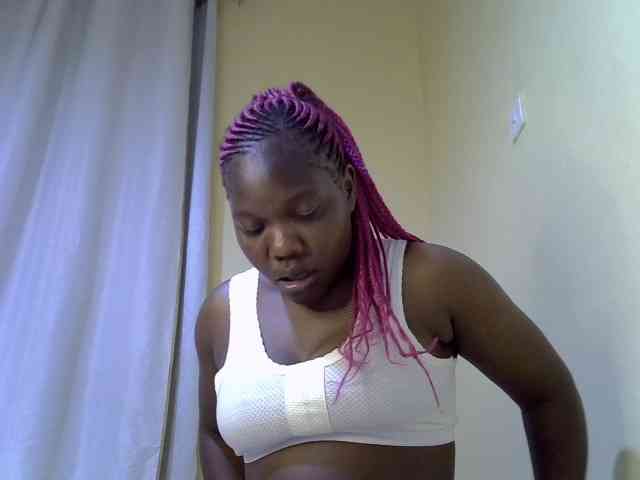 Sweet-Tiffany webcam