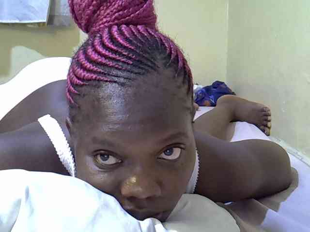 Sweet-Tiffany webcam