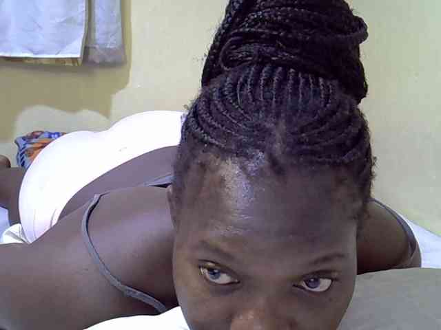 Sweet-Tiffany webcam