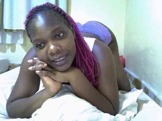 Sweet-Tiffany webcam