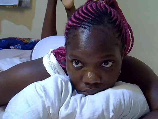 Sweet-Tiffany webcam