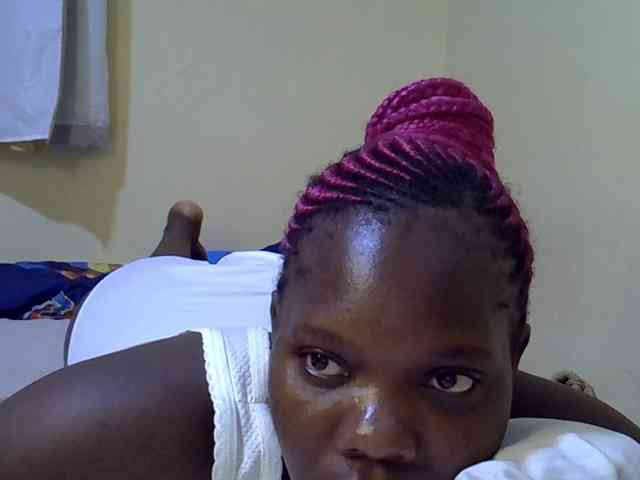 Sweet-Tiffany webcam