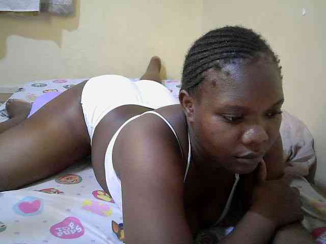 Sweet-Tiffany webcam