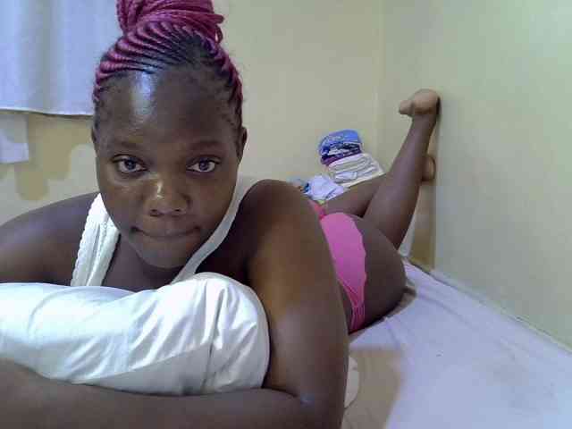 Sweet-Tiffany webcam