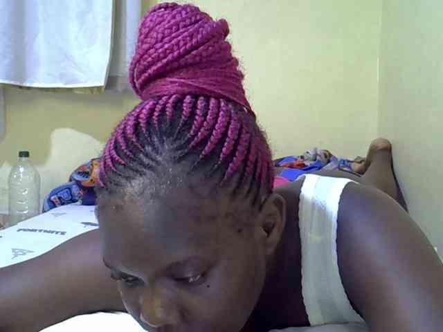 Sweet-Tiffany webcam