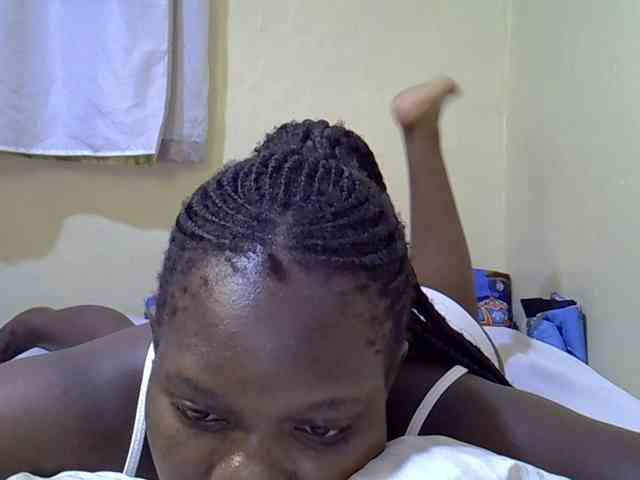 Sweet-Tiffany webcam